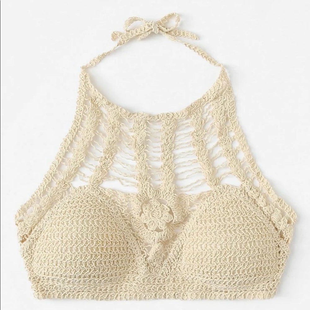 🧜🏼‍♀️ Crochet Cut Out Halter Top🧜🏼‍♀️